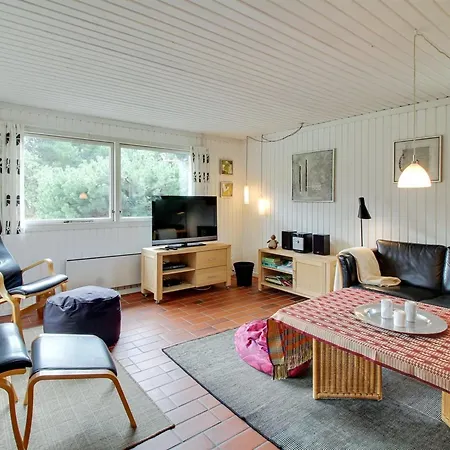 Eetu - 1-3km From The Sea By Interhome 布拉万德