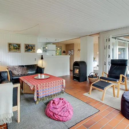 Eetu - 1-3km From The Sea By Interhome 度假居