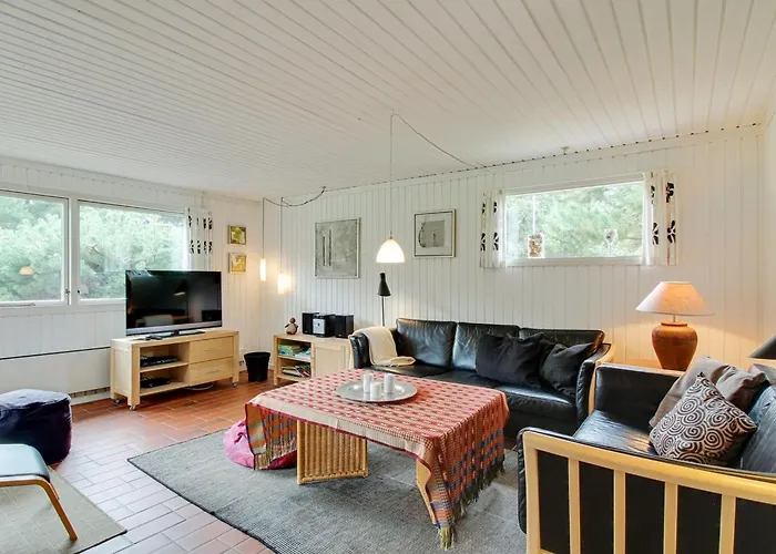 度假居 Eetu - 1-3km From The Sea By Interhome