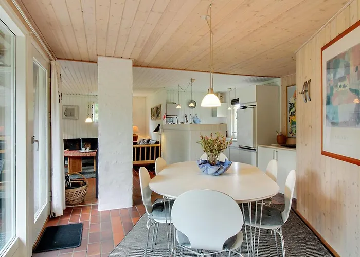 度假居 Eetu - 1-3km From The Sea By Interhome