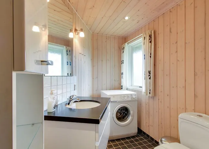 Eetu - 1-3km From The Sea By Interhome